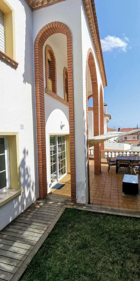 Villa Arcos Segur de Calafell Eksteriør billede